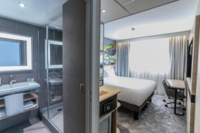Отель Arena Hotel La Defense  Нантер